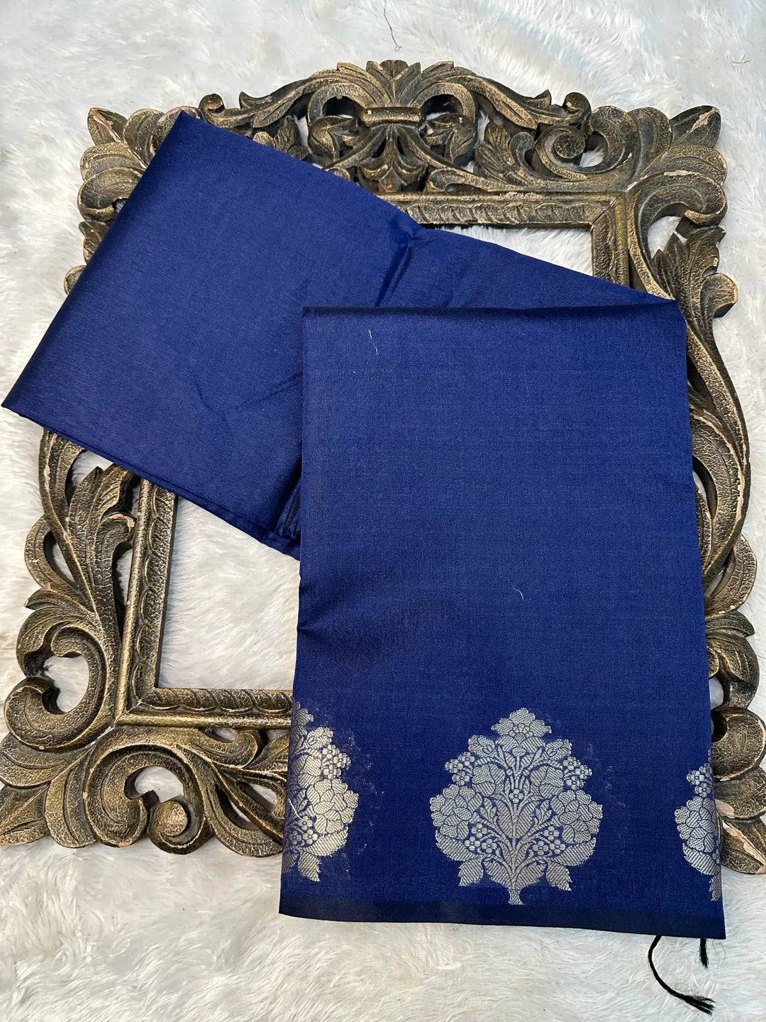 Contemporary Weave Kora Tissue Silk Banarasi Saree