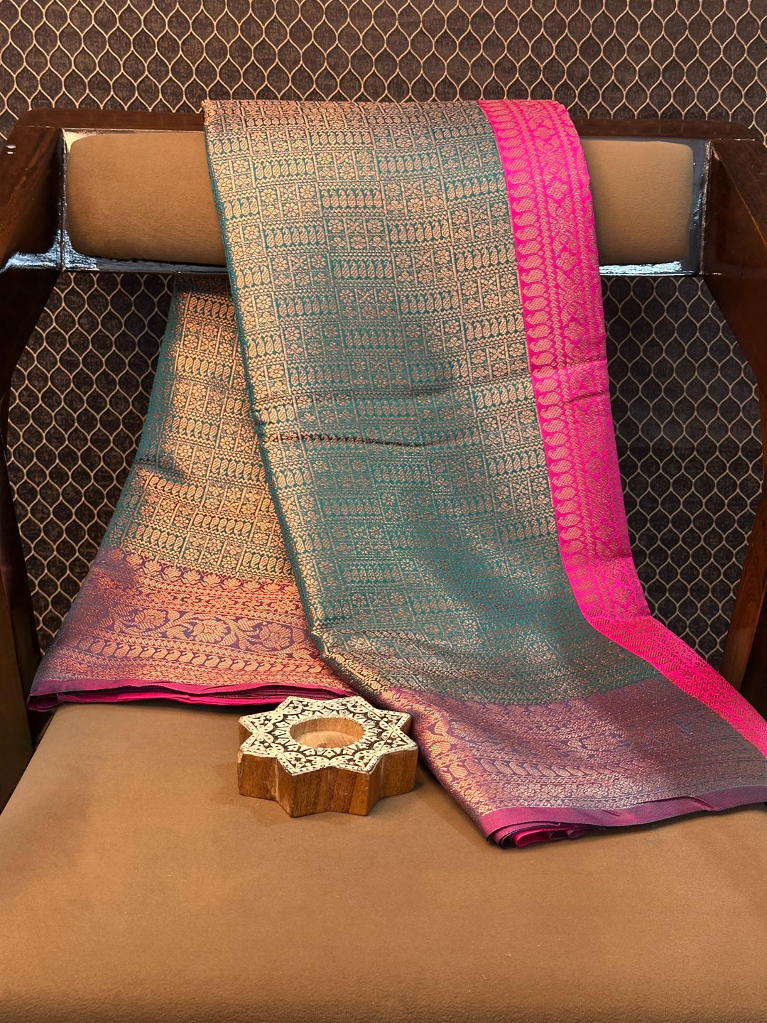 Eccentric Zari Weave Softsilk Banarasi Saree