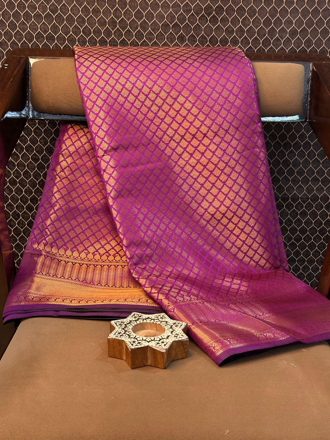 Eccentric Zari Weave Softsilk Heritage Banarasi Saree