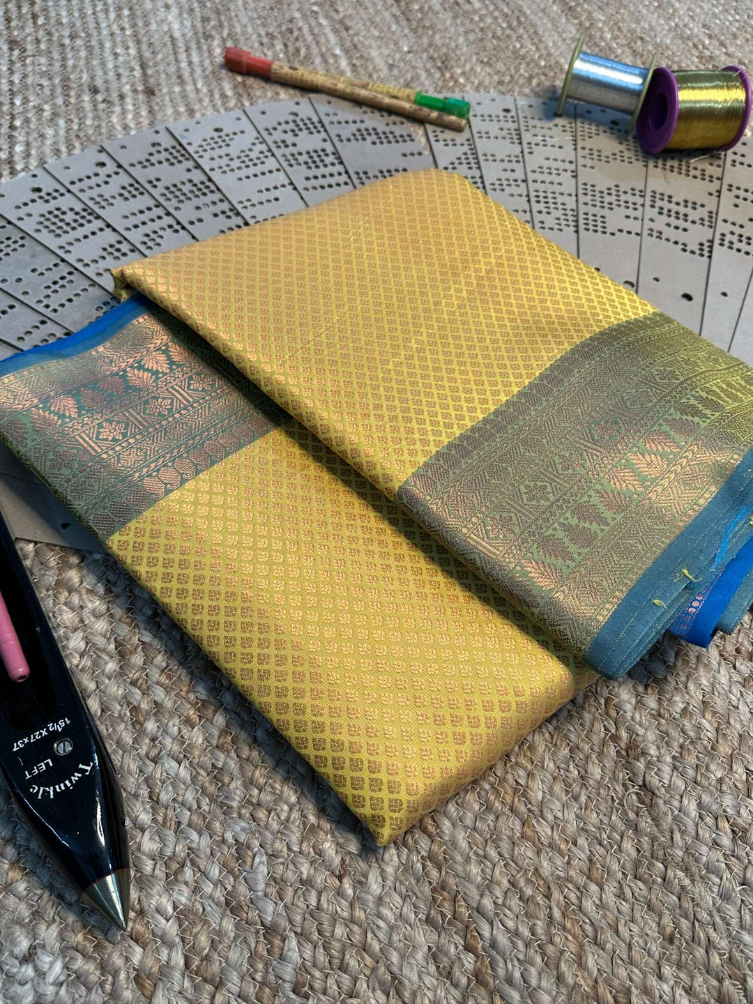 Eccentric Weave Softsilk Traditional Banarasi Saree