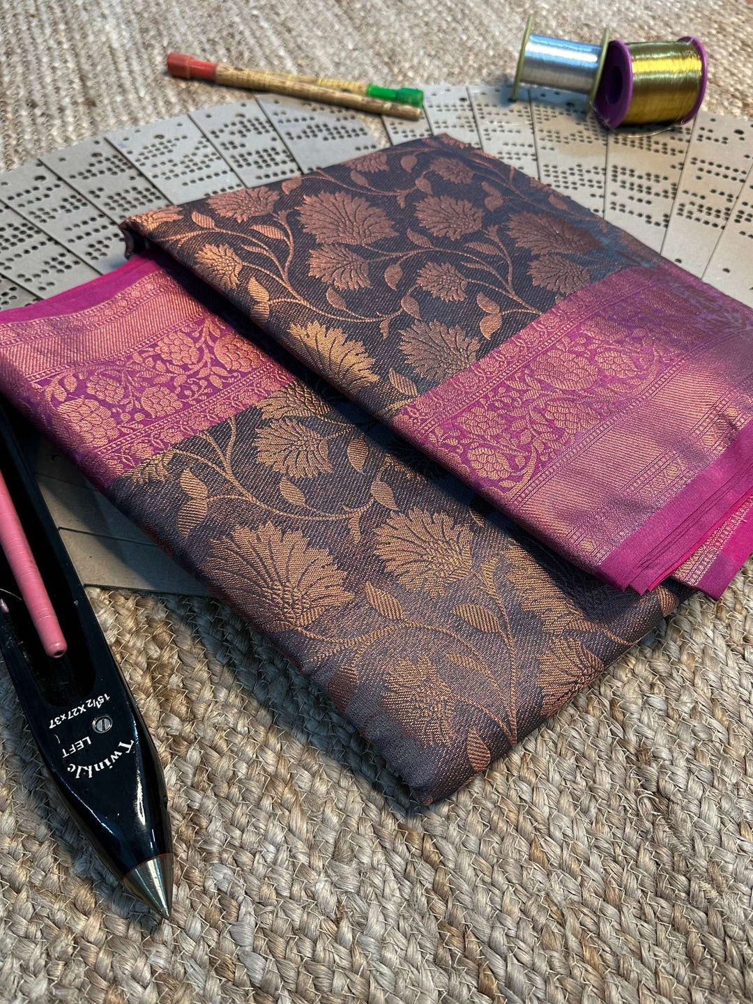 Eccentric Weave Softsilk Traditional Banarasi Saree
