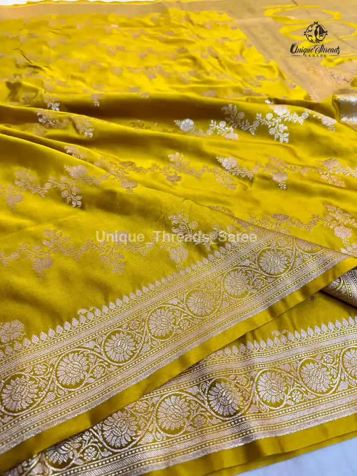 Mehandi Green Mashru Katan Silk Leheriya Weave Banarasi Saree