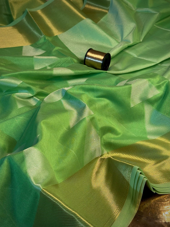 Parrot Green Temple Buta Cotton Banarasi Saree