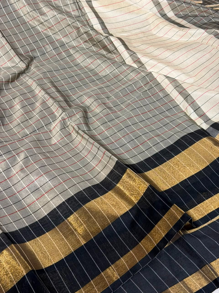 Light Grey Kanchi Pattu Checks Weave Saree