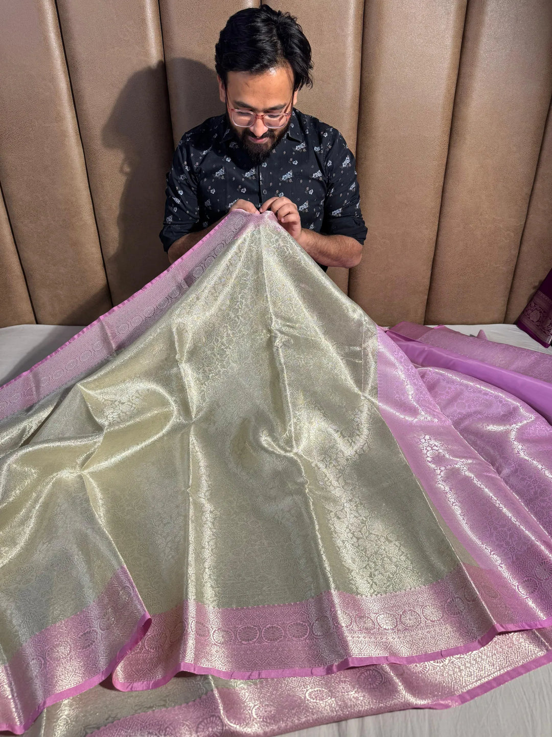 Premium kanjivaram tissue silk saree with rich pallu and blouse