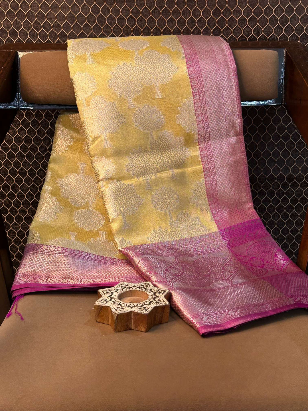 Eccentric zari weave Softsilk Heritage Banarasi saree