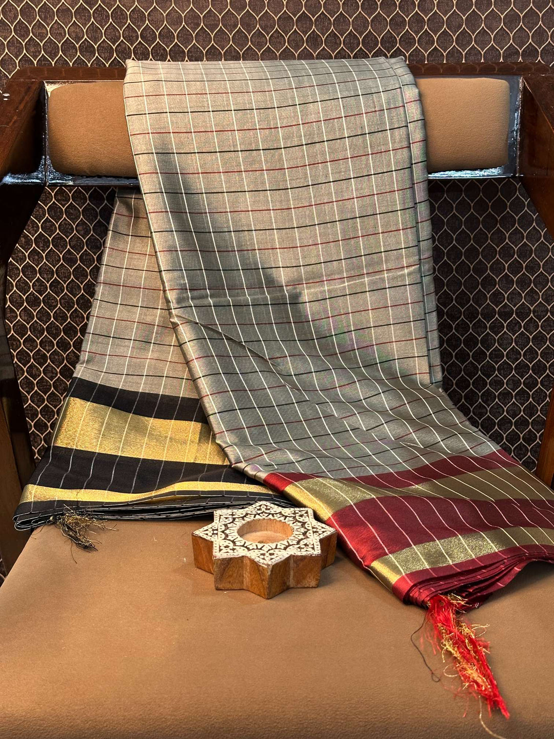Eccentric zari weave Softsilk Heritage Banarasi saree