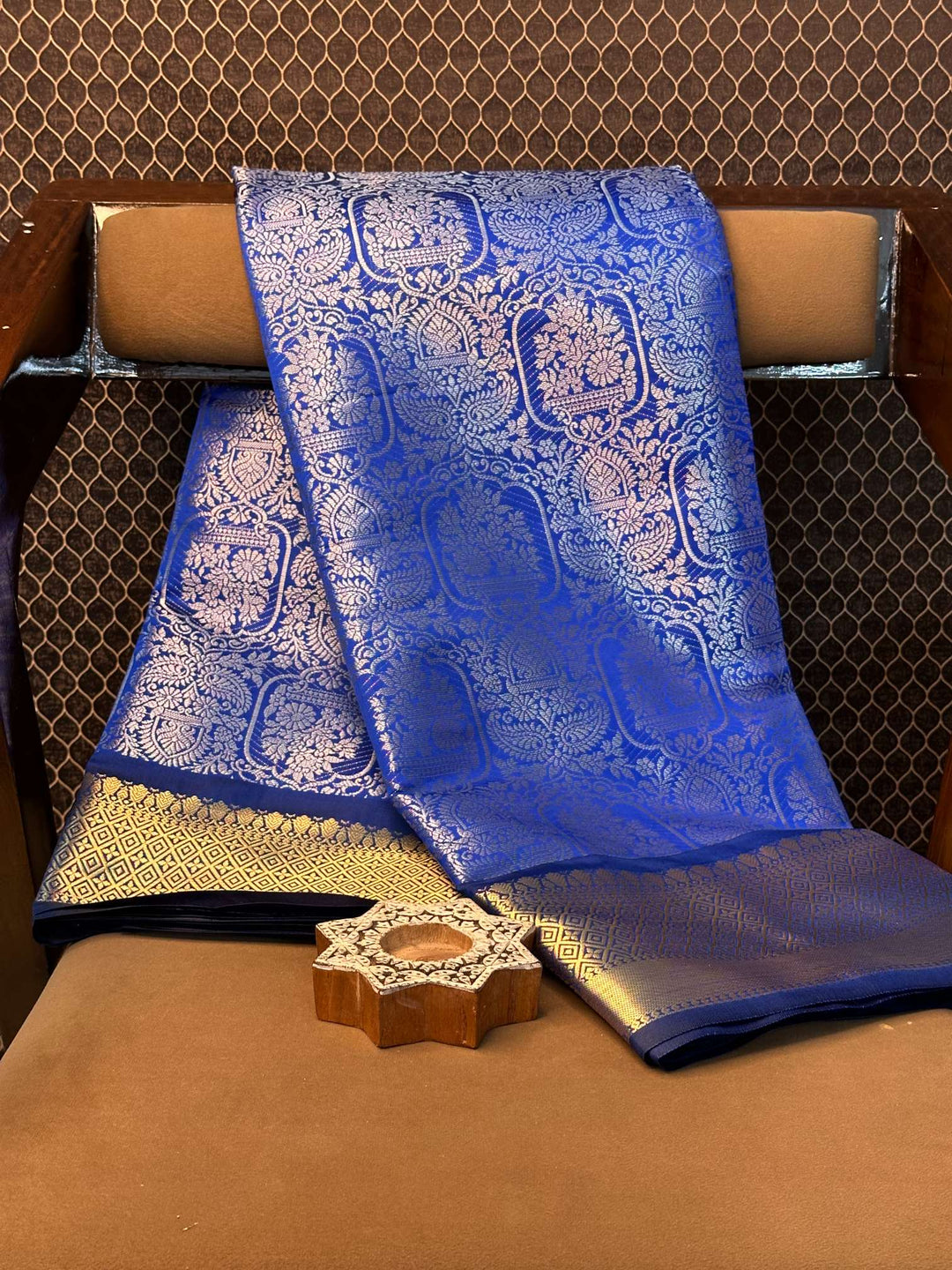 Eccentric zari weave Softsilk Heritage Banarasi saree