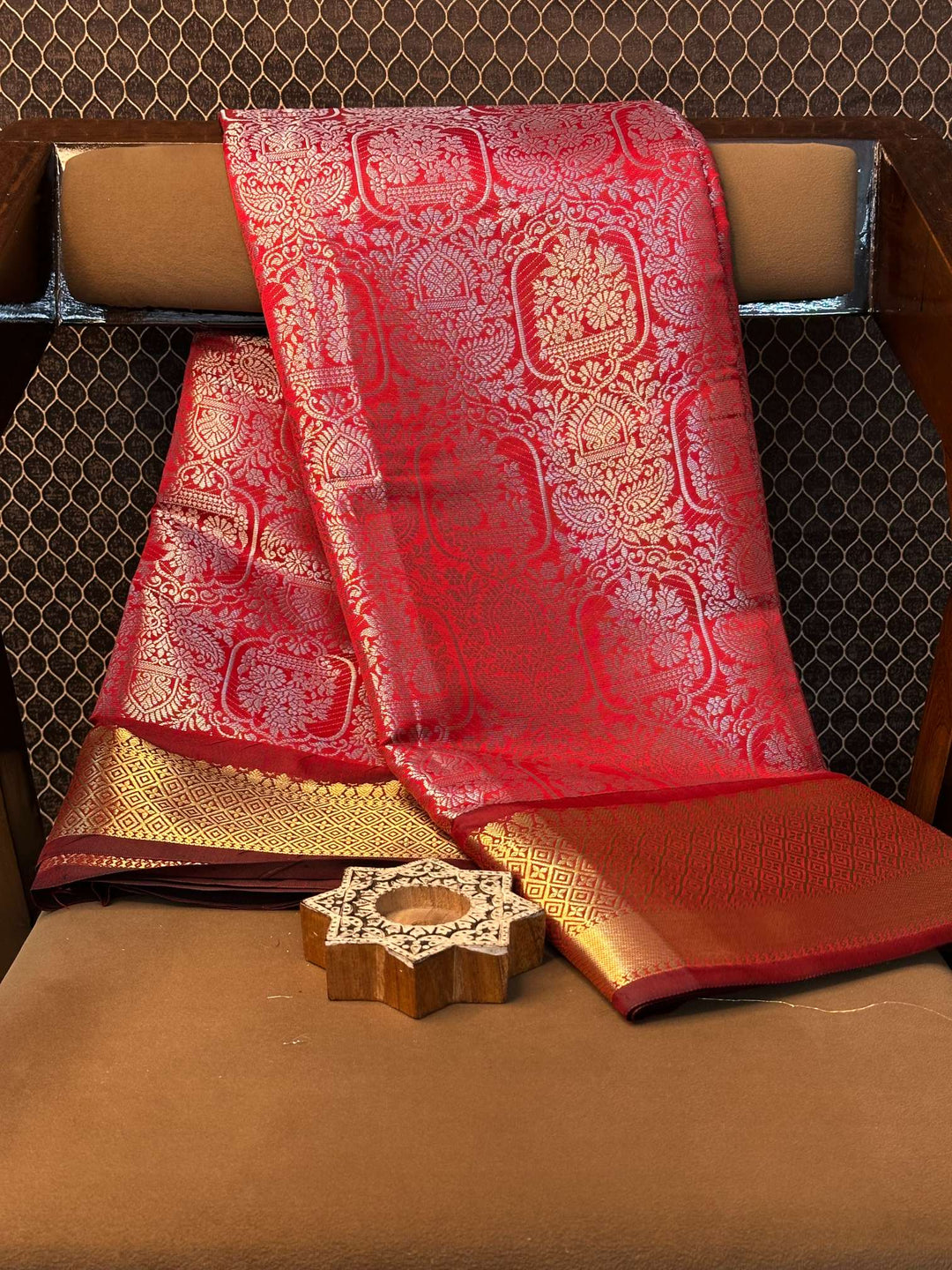 Eccentric zari weave Softsilk Heritage Banarasi saree