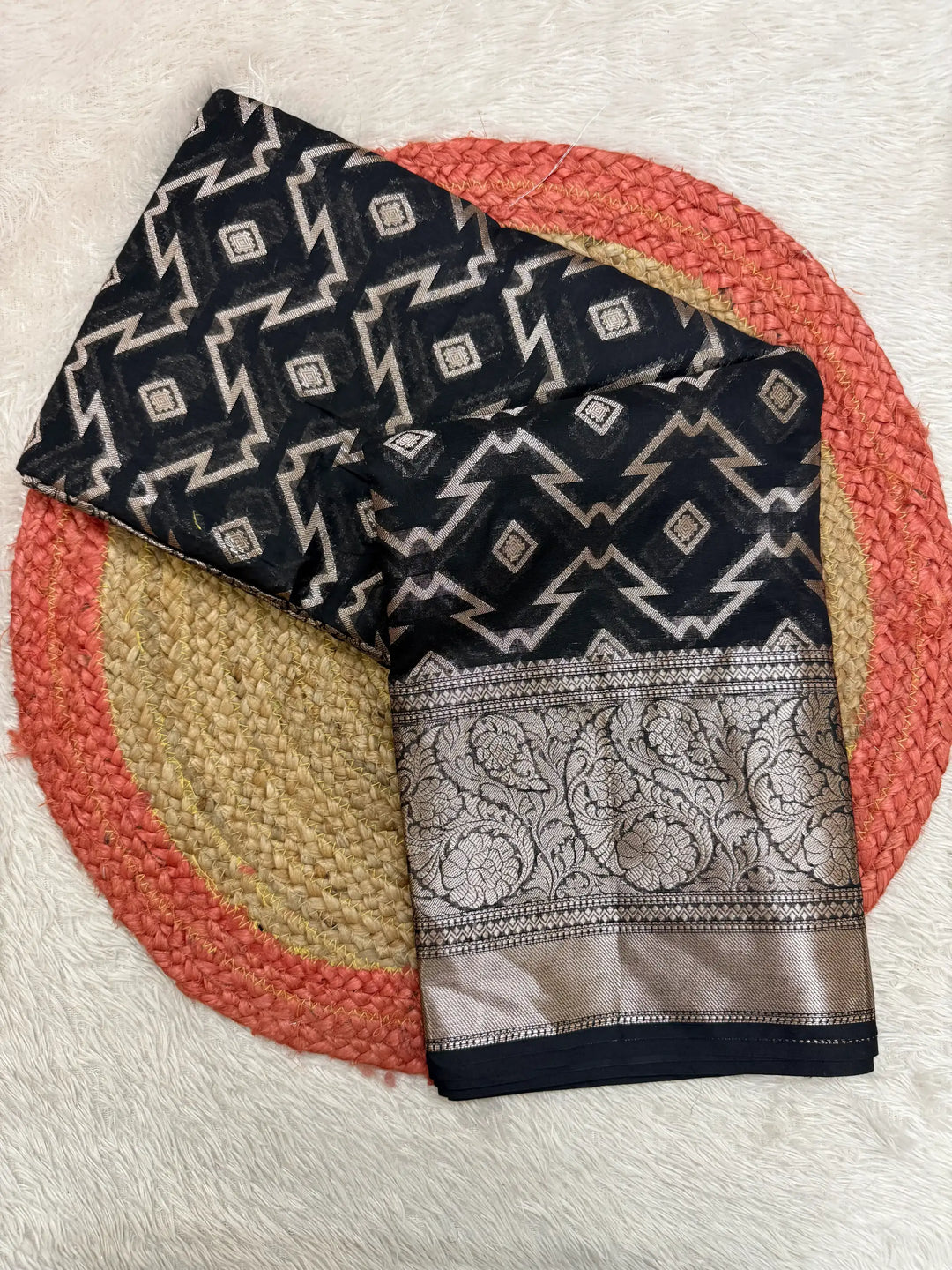 Contemporary Weave Kora Tissue Silk Banarasi Saree