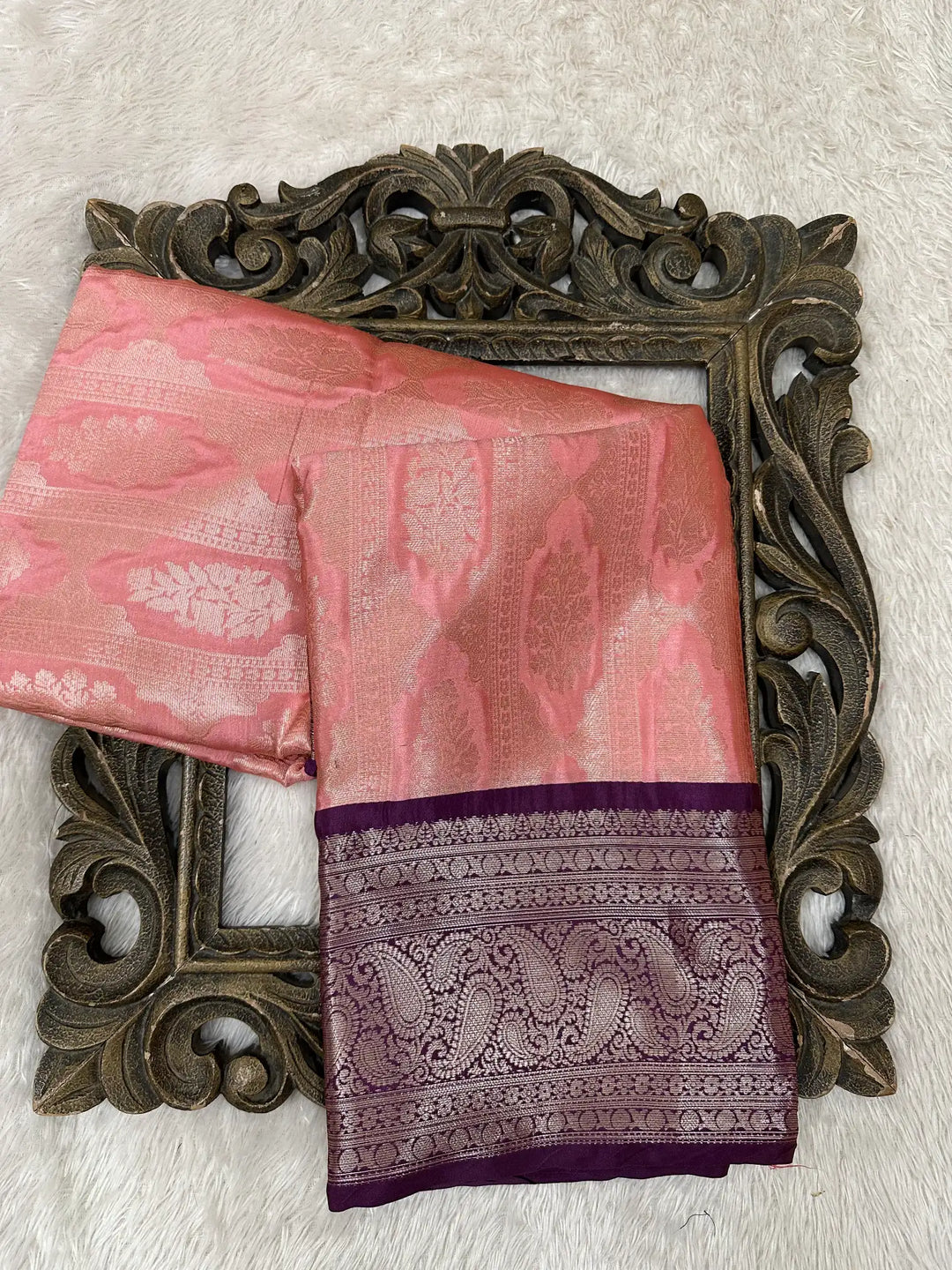 Contemporary Weave Kora Tissue Silk Banarasi Saree