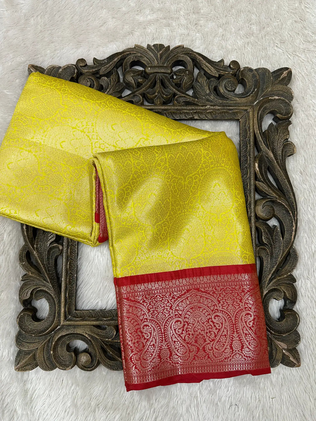 Contemporary Weave Kora Tissue Silk Banarasi Saree
