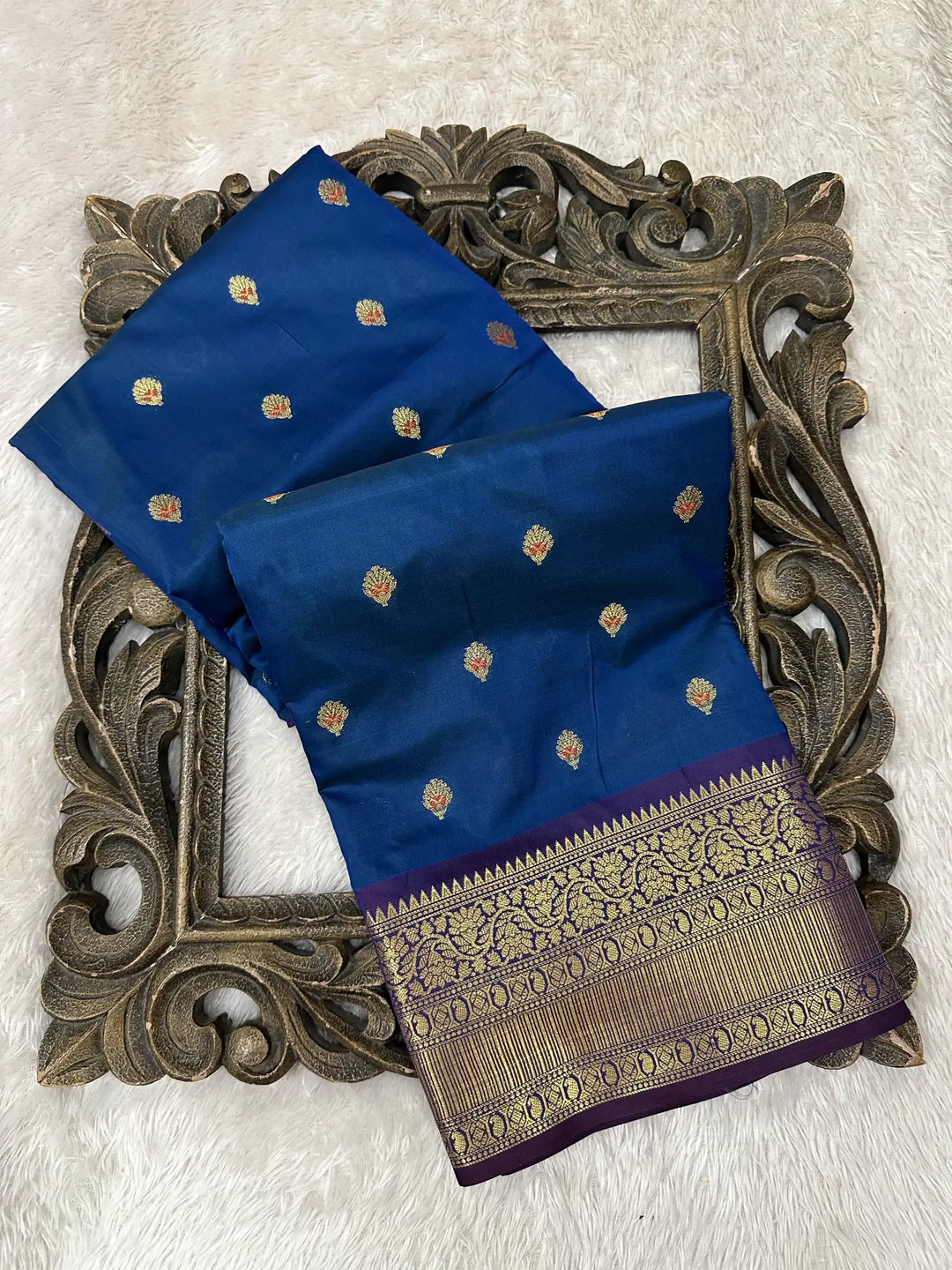 Contemporary Weave Kora Tissue Silk Banarasi Saree