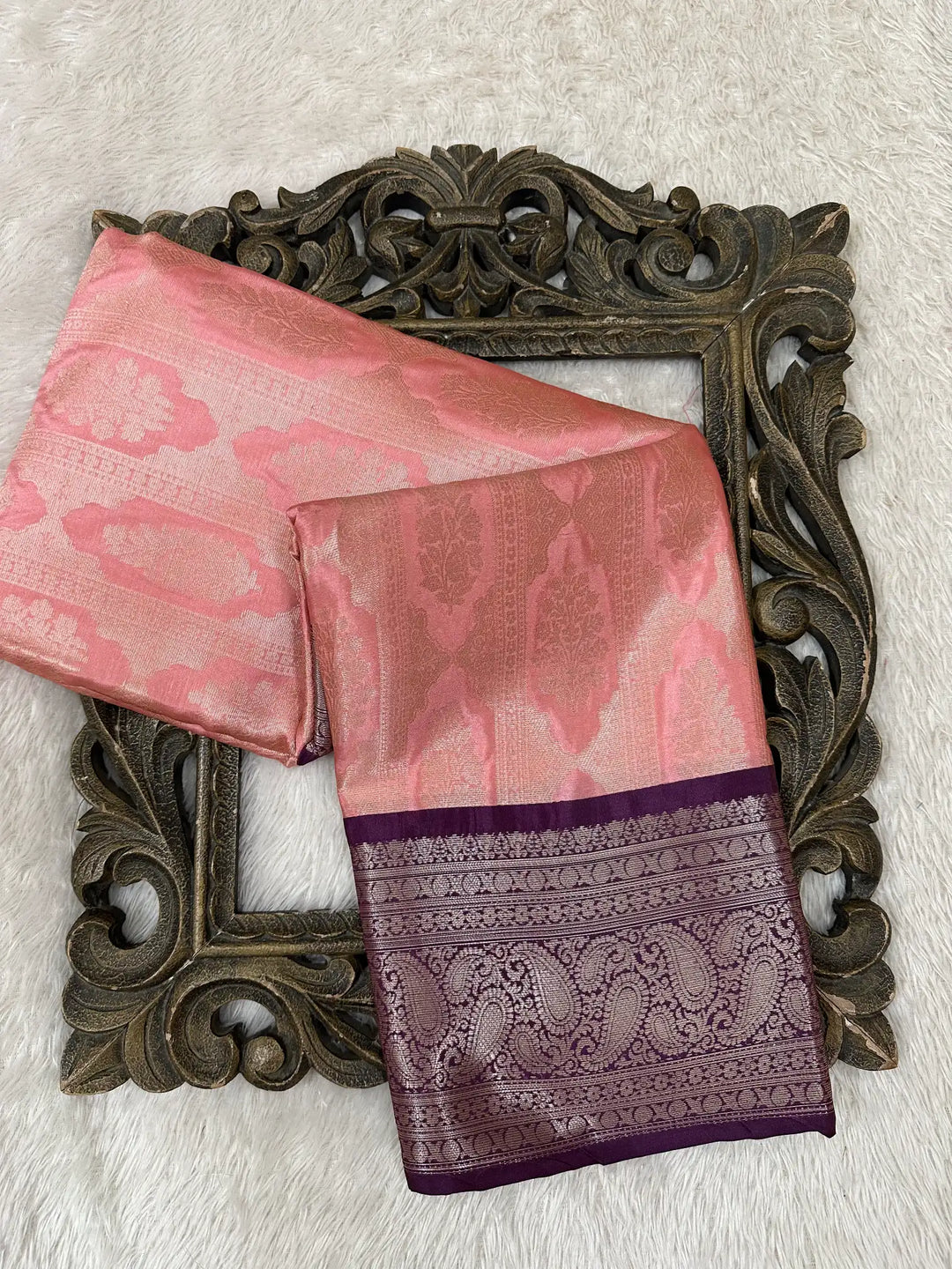 Contemporary Weave Kora Tissue Silk Banarasi Saree