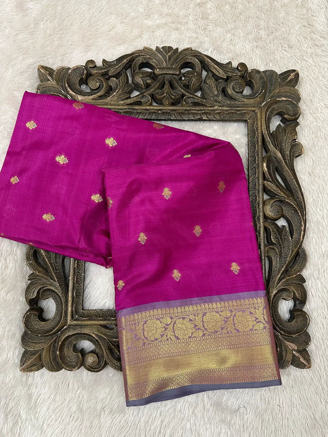 Contemporary Weave Kora Tissue Silk Banarasi Saree