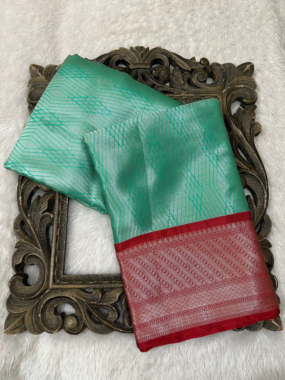 Contemporary Weave Kora Tissue Silk Banarasi Saree