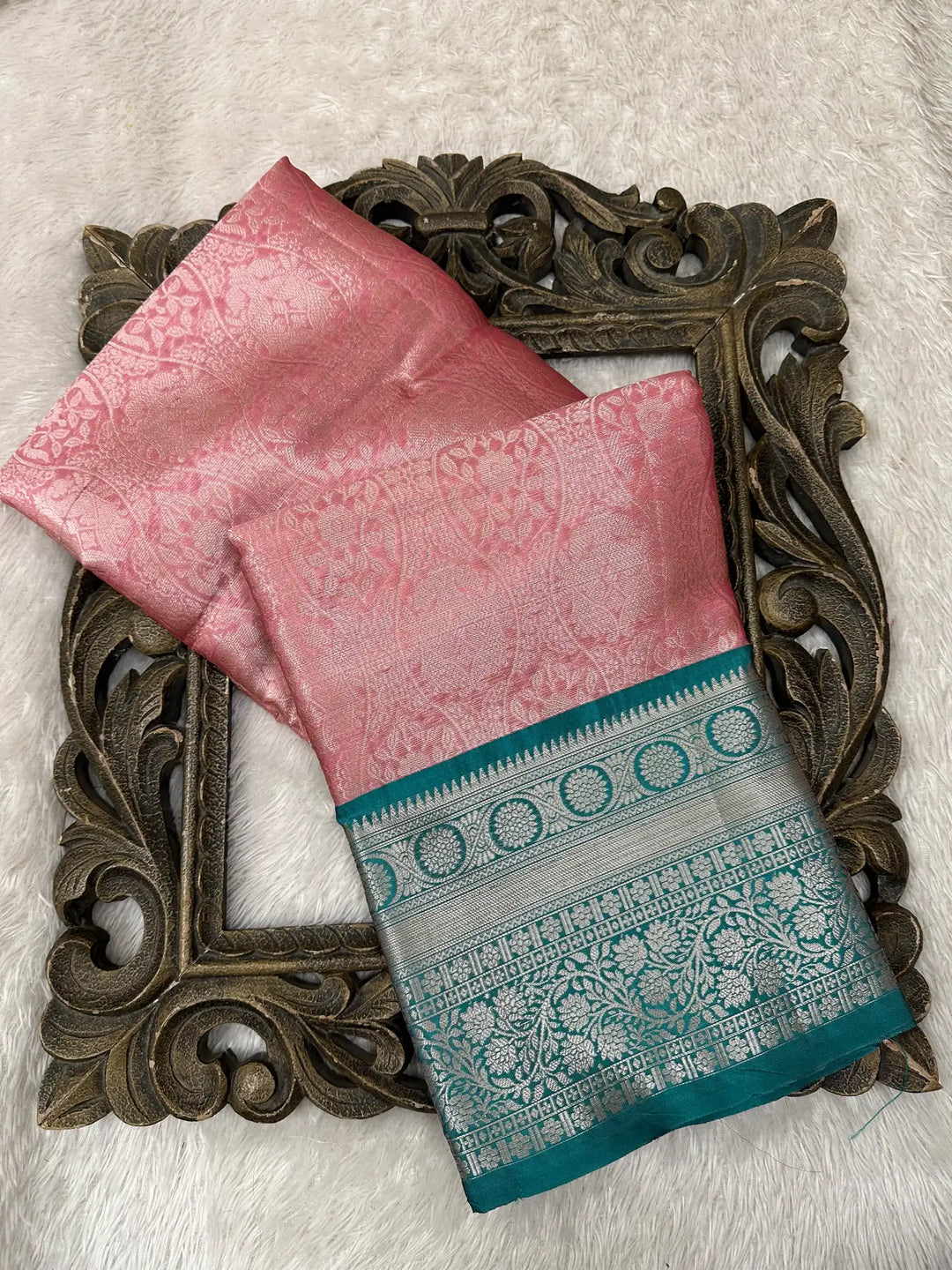 Contemporary Weave Kora Tissue Silk Banarasi Saree