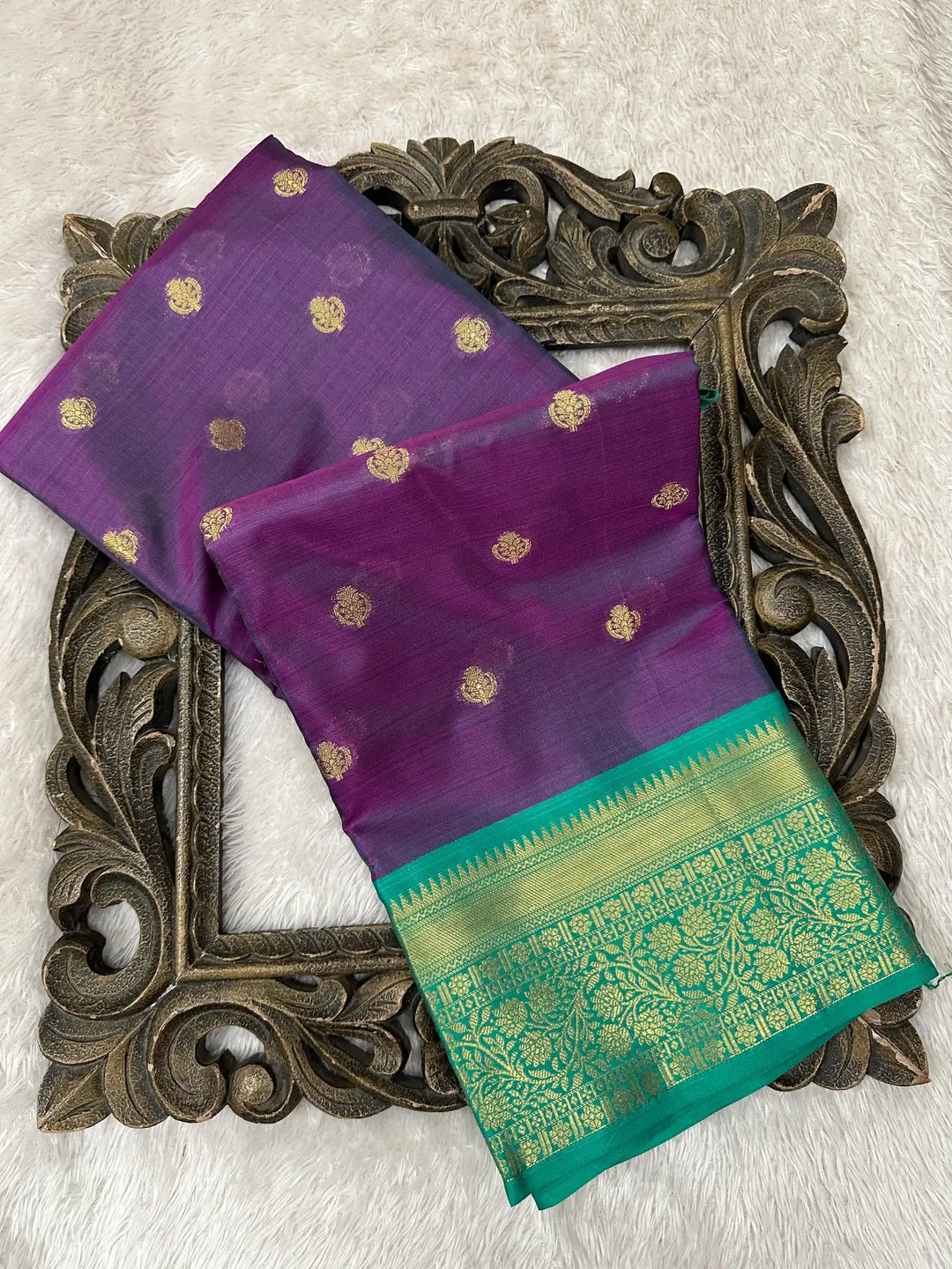 Contemporary Weave Kora Tissue Silk Banarasi Saree