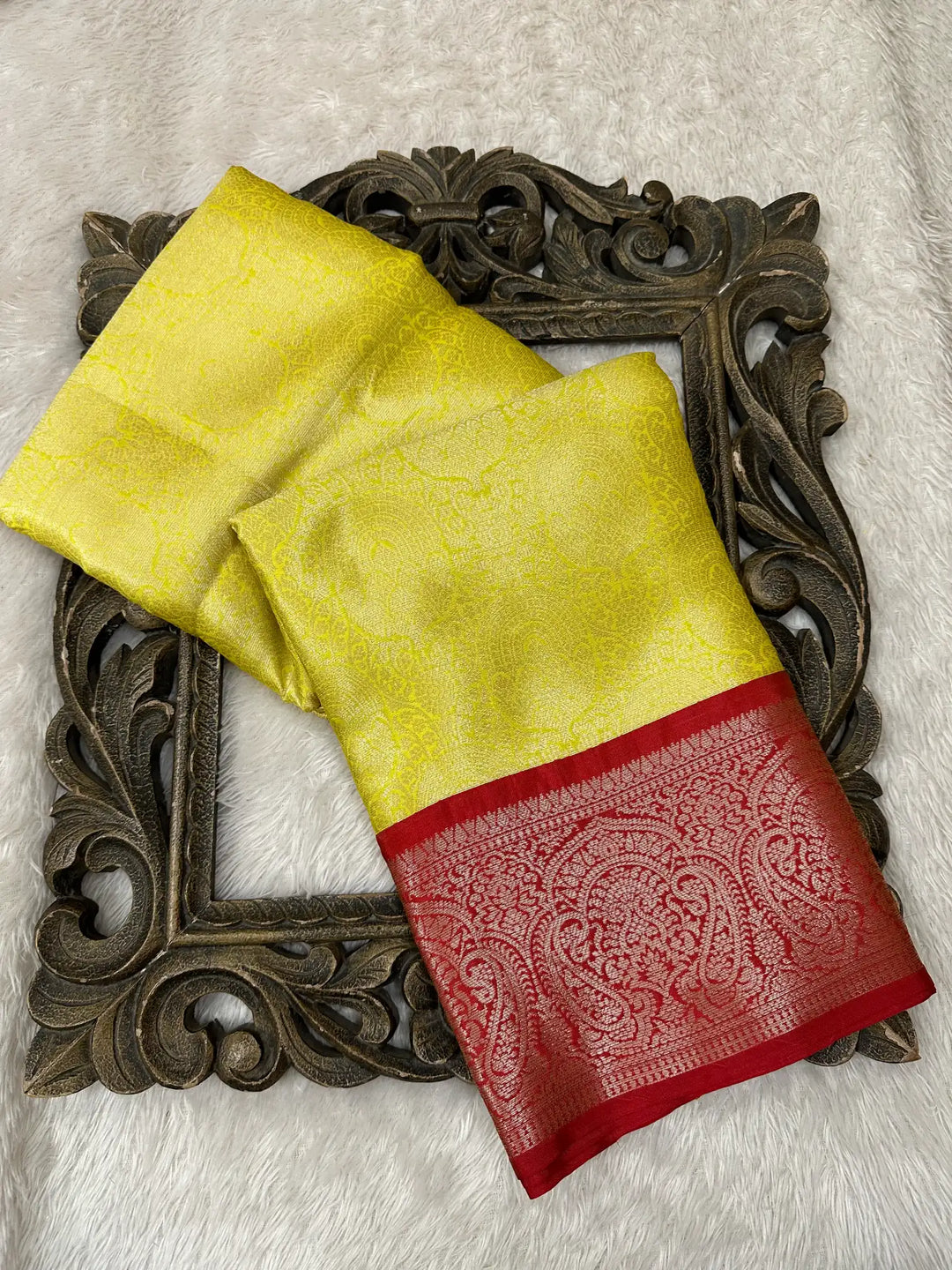 Contemporary Weave Kora Tissue Silk Banarasi Saree