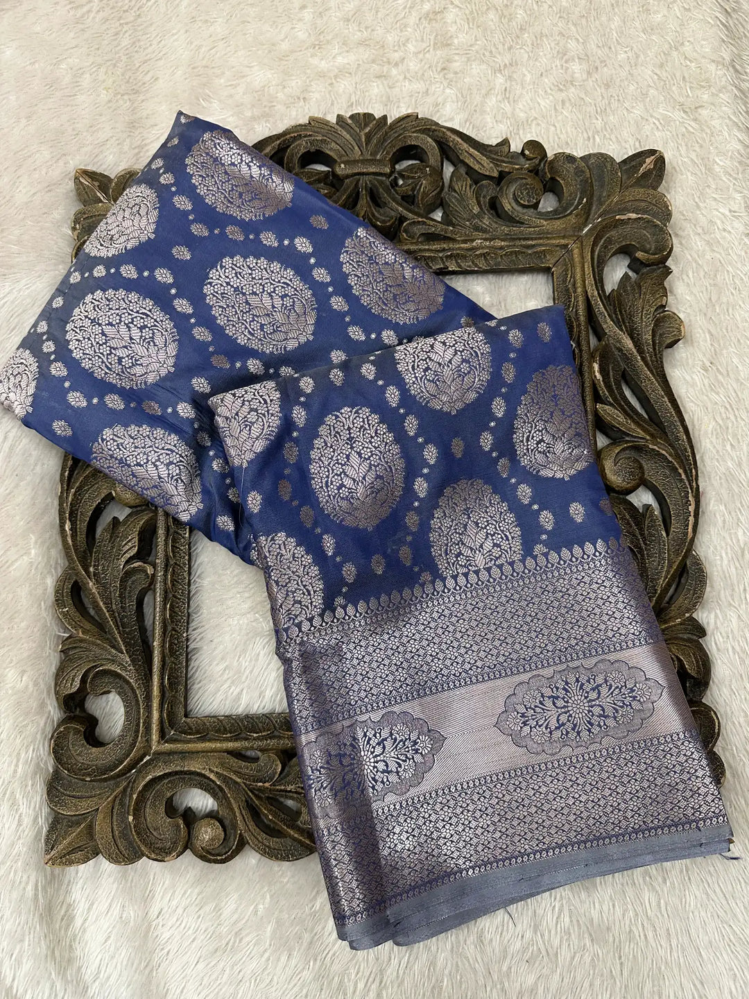 Contemporary Weave Kora Tissue Silk Banarasi Saree