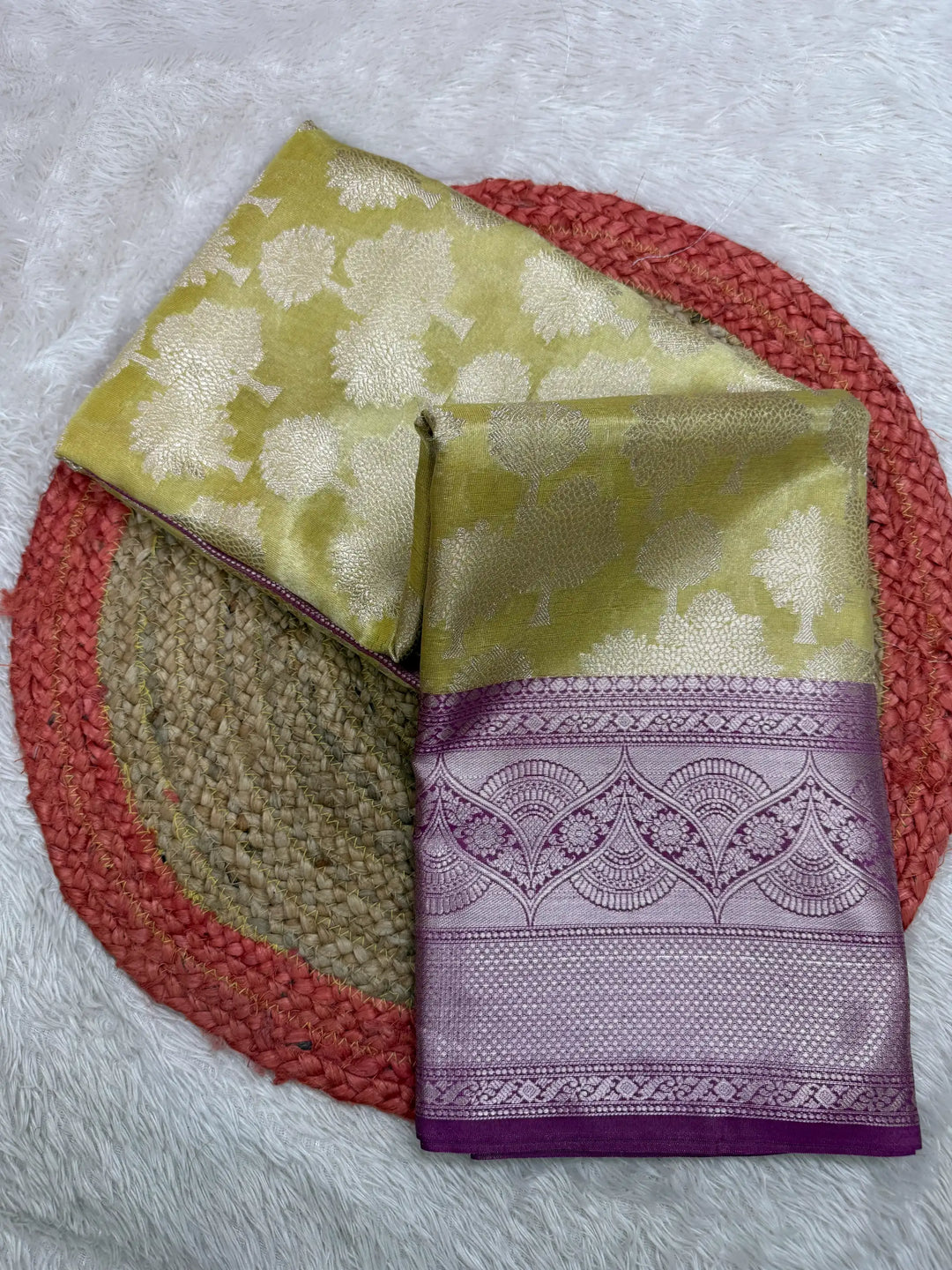 Contemporary Weave Kora Tissue Silk Banarasi Saree
