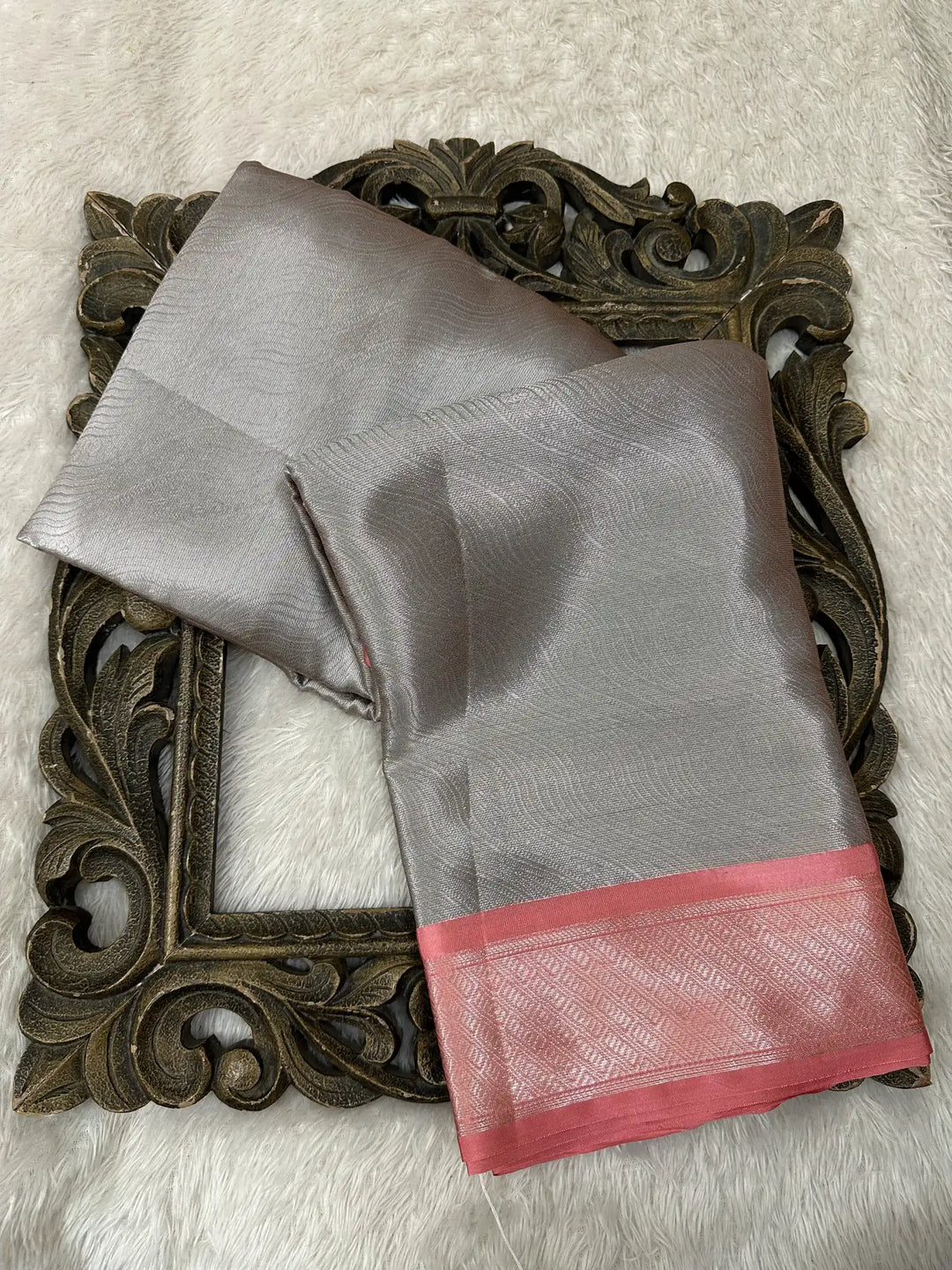 Contemporary Weave Kora Tissue Silk Banarasi Saree