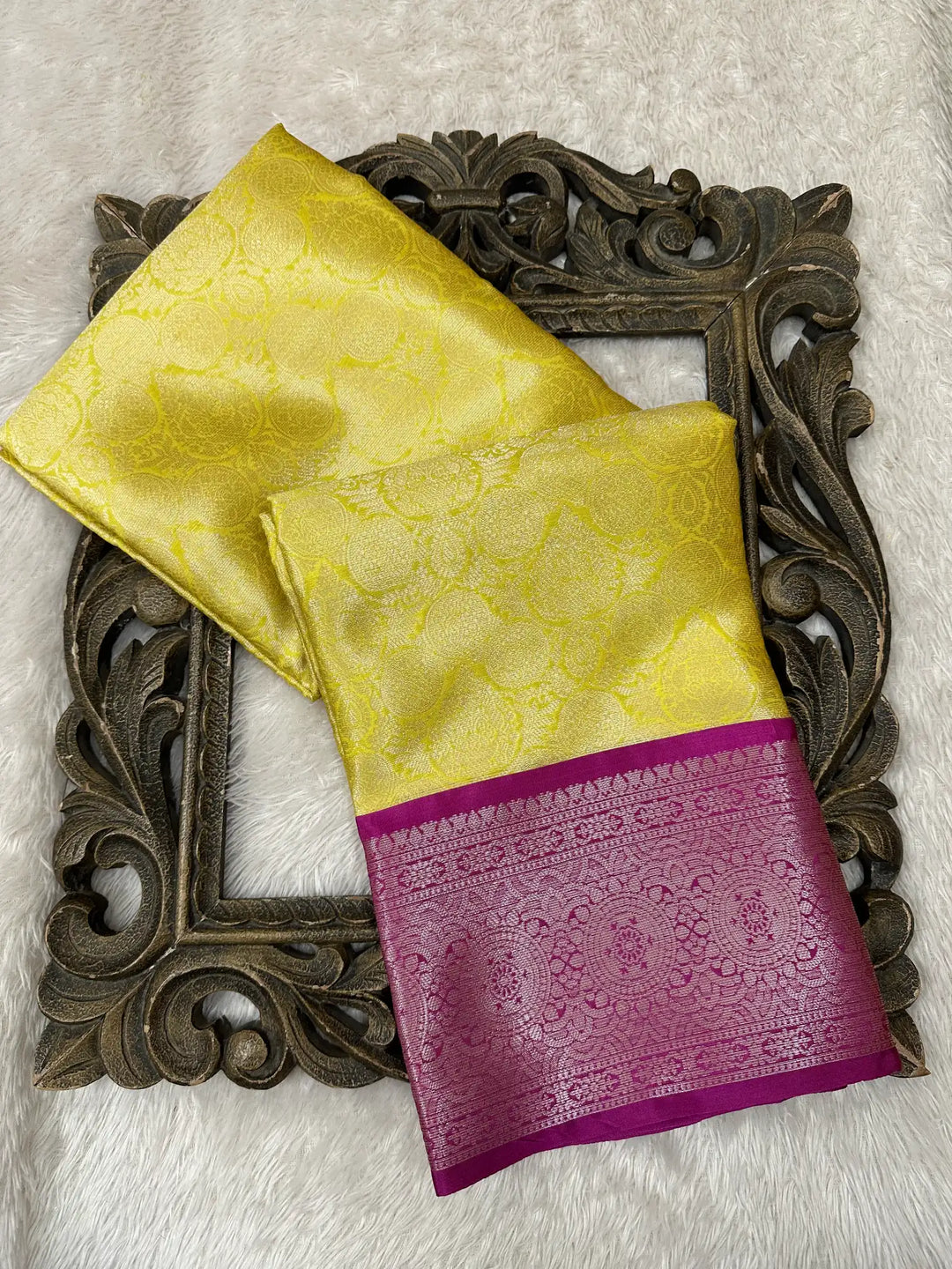 Contemporary Weave Kora Tissue Silk Banarasi Saree