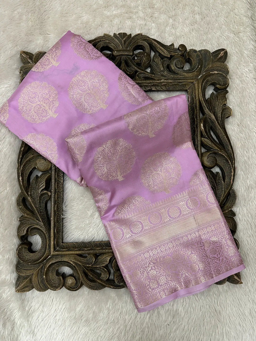 Contemporary Weave Kora Tissue Silk Banarasi Saree