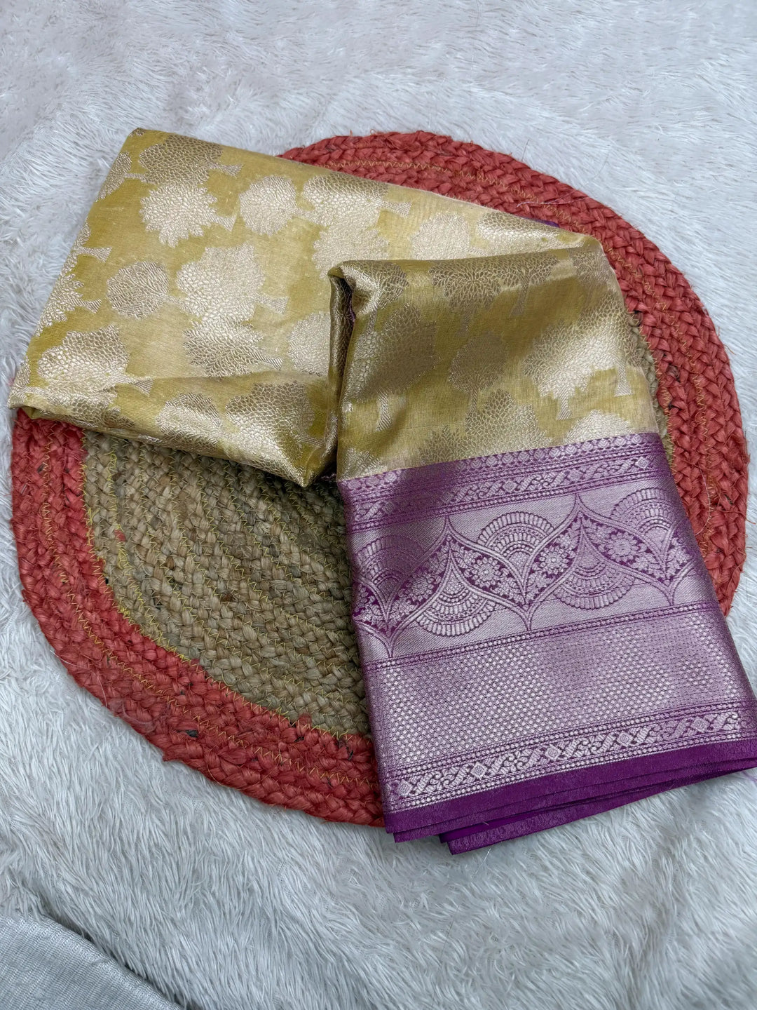 Contemporary Weave Kora Tissue Silk Banarasi Saree