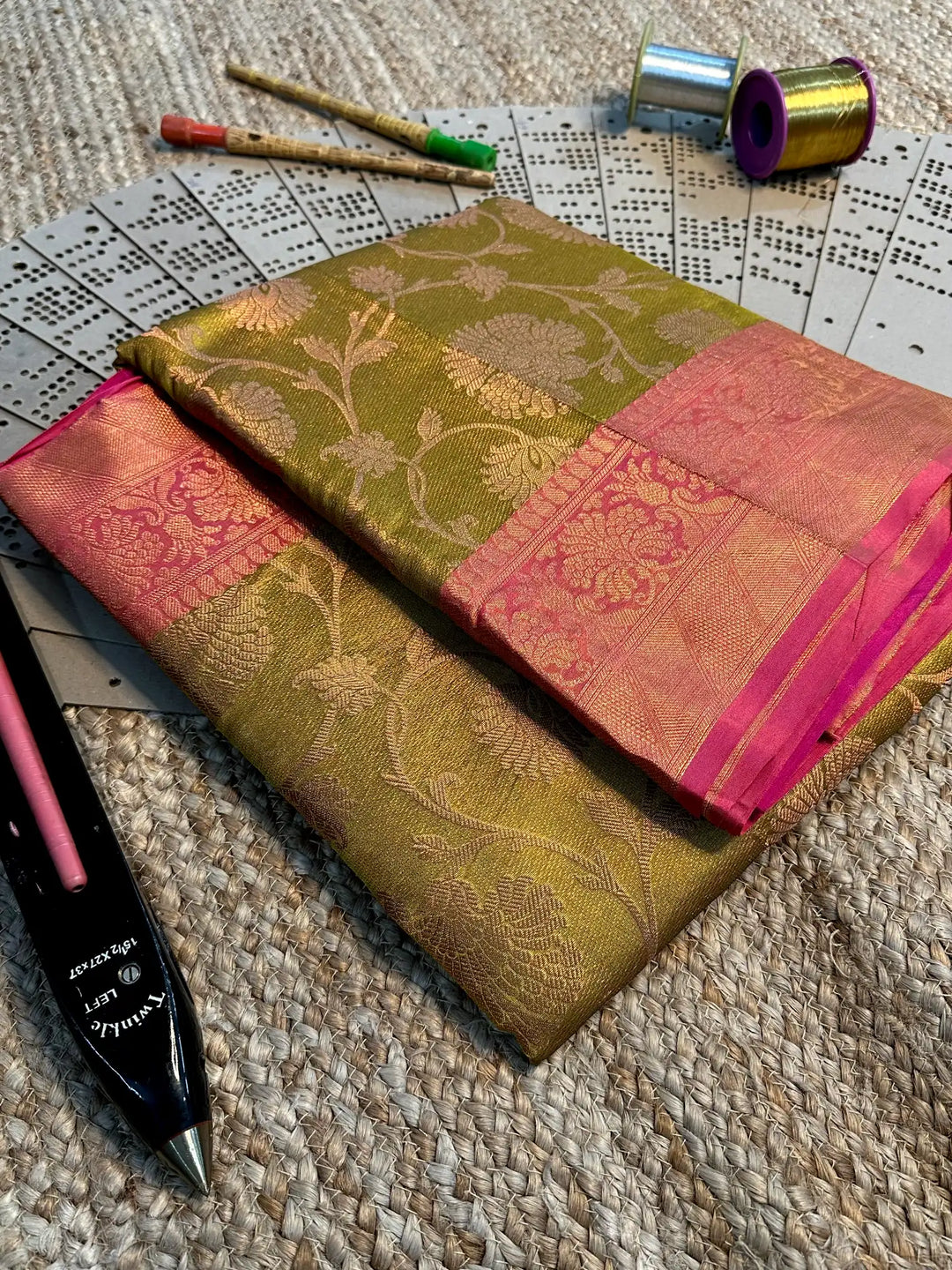 Eccentric Weave Softsilk Traditional Banarasi Saree