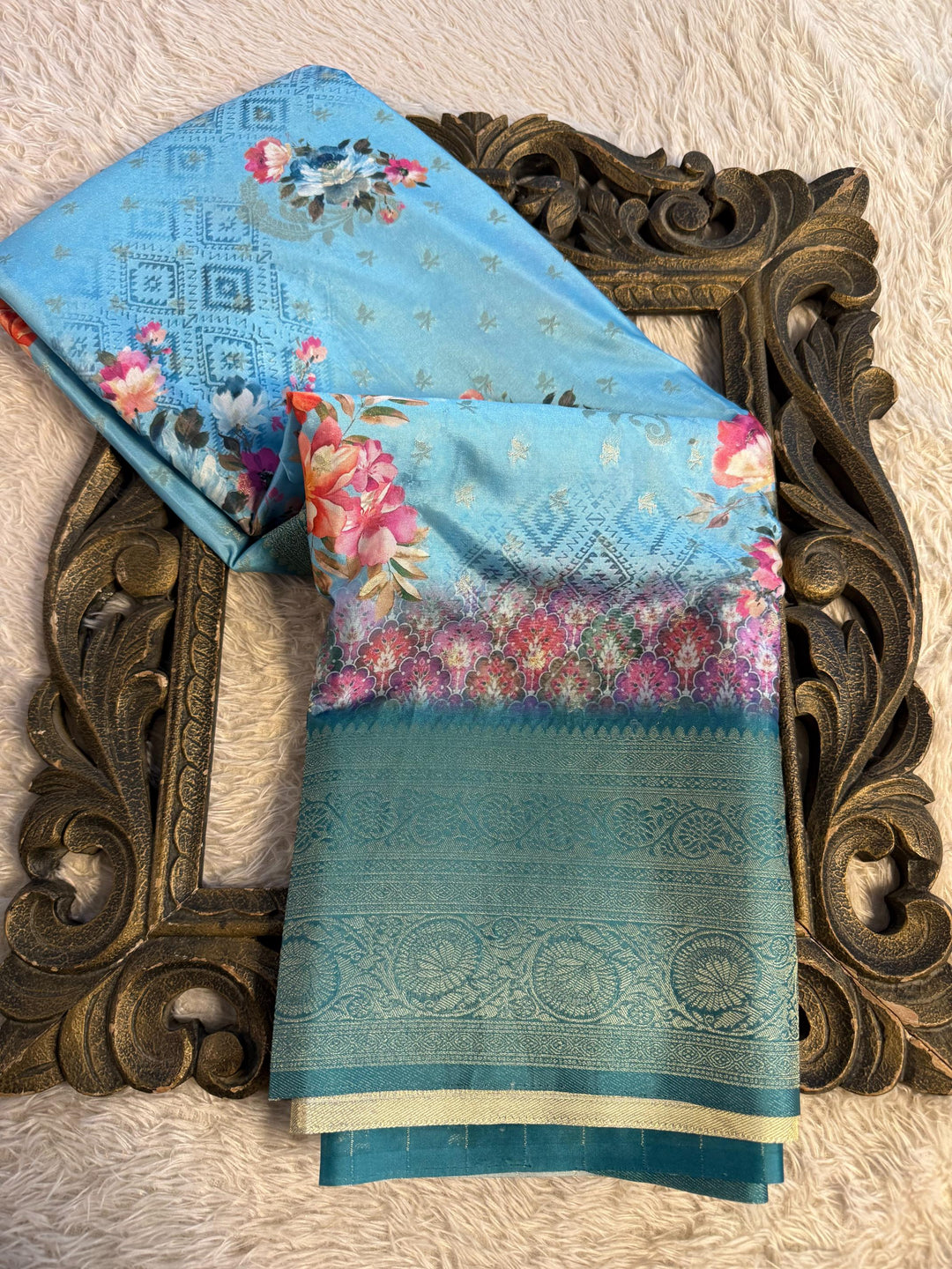 Trending Softsilk Jacquard Unique Banarasi Saree