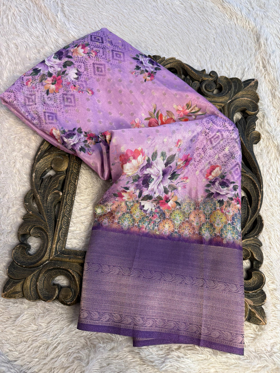 Trending Softsilk Jacquard Unique Banarasi Saree