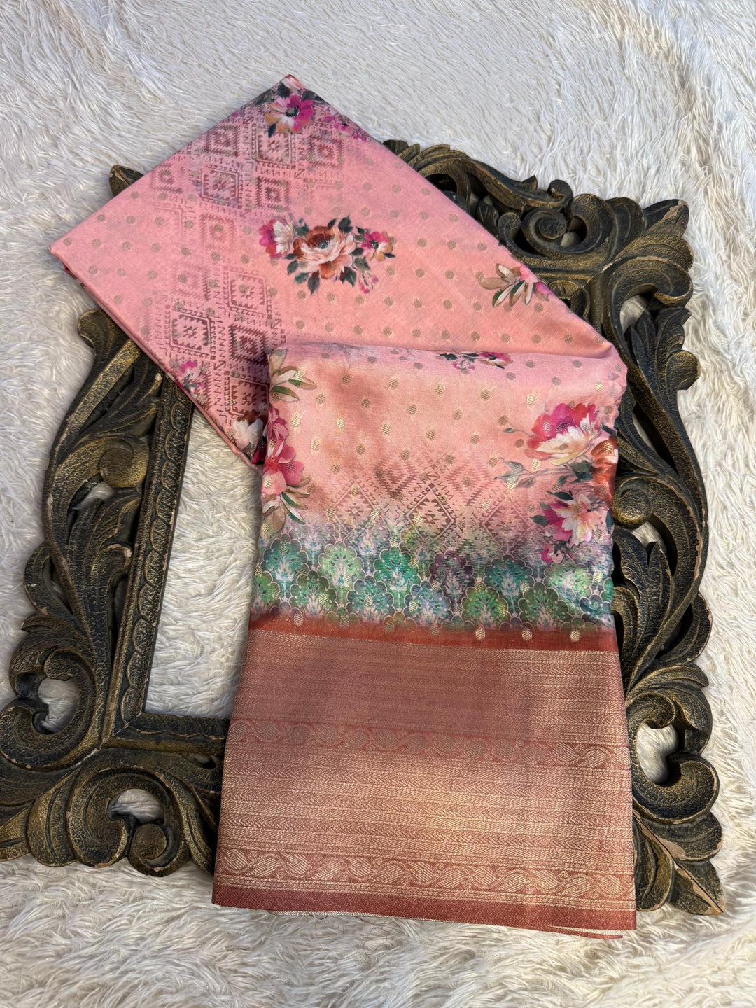 Trending Softsilk Jacquard Unique Banarasi Saree