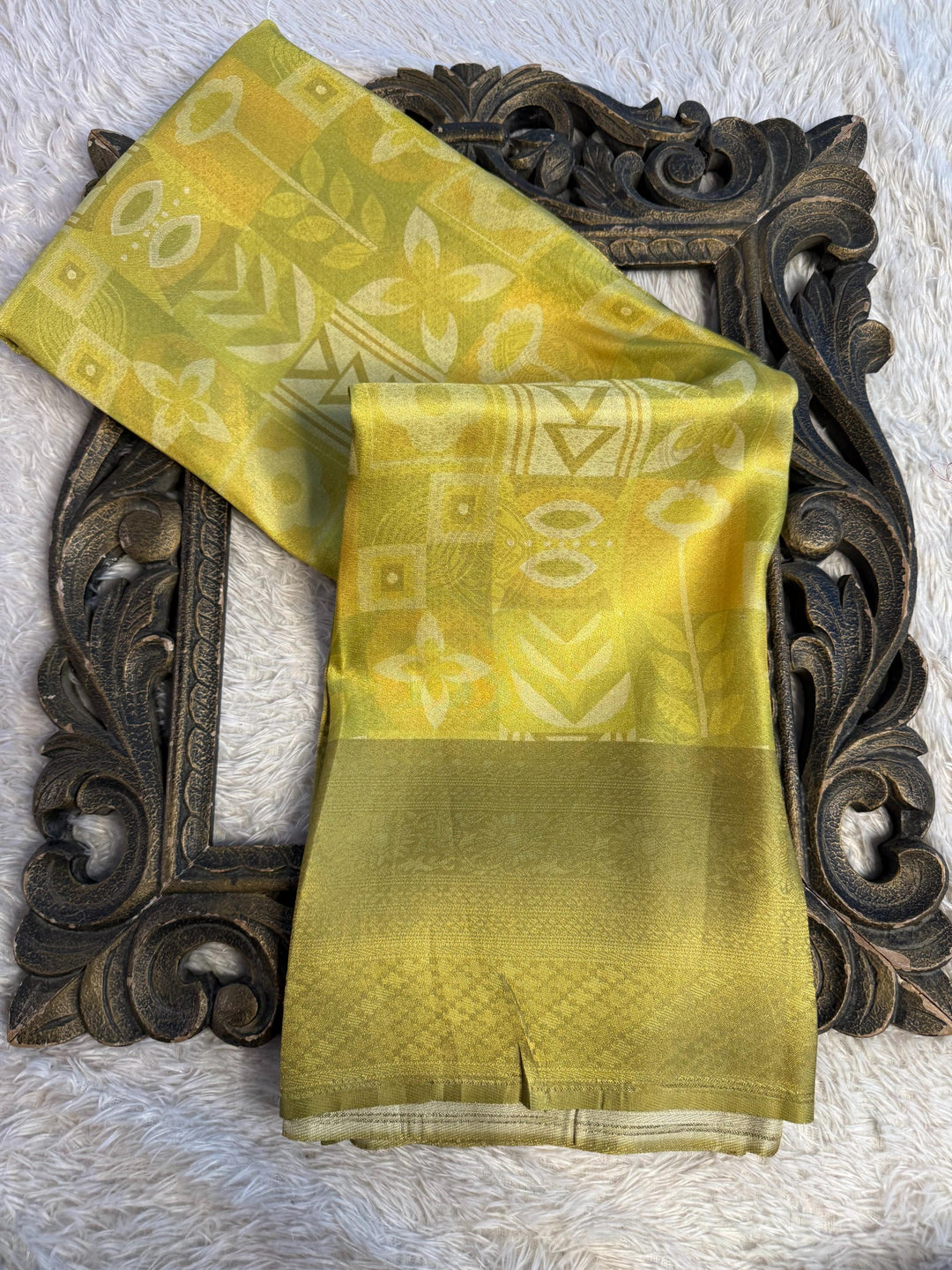 Latest Softsilk Exclusive Banarasi Saree