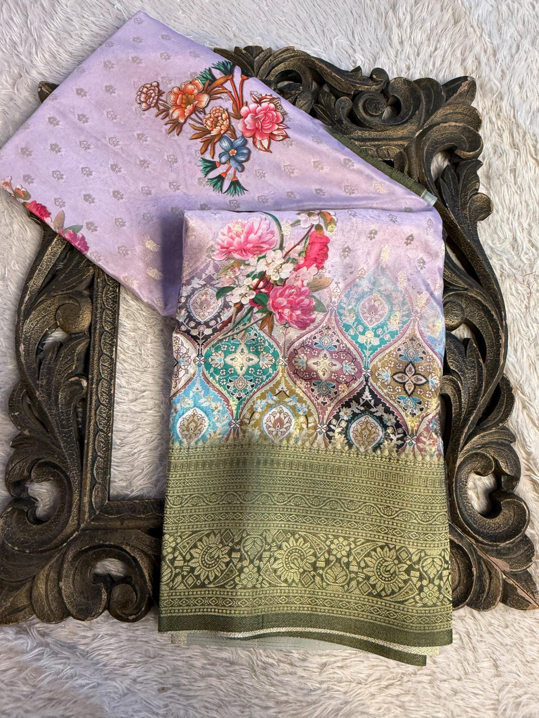 Trending Softsilk Jacquard Unique Banarasi Saree