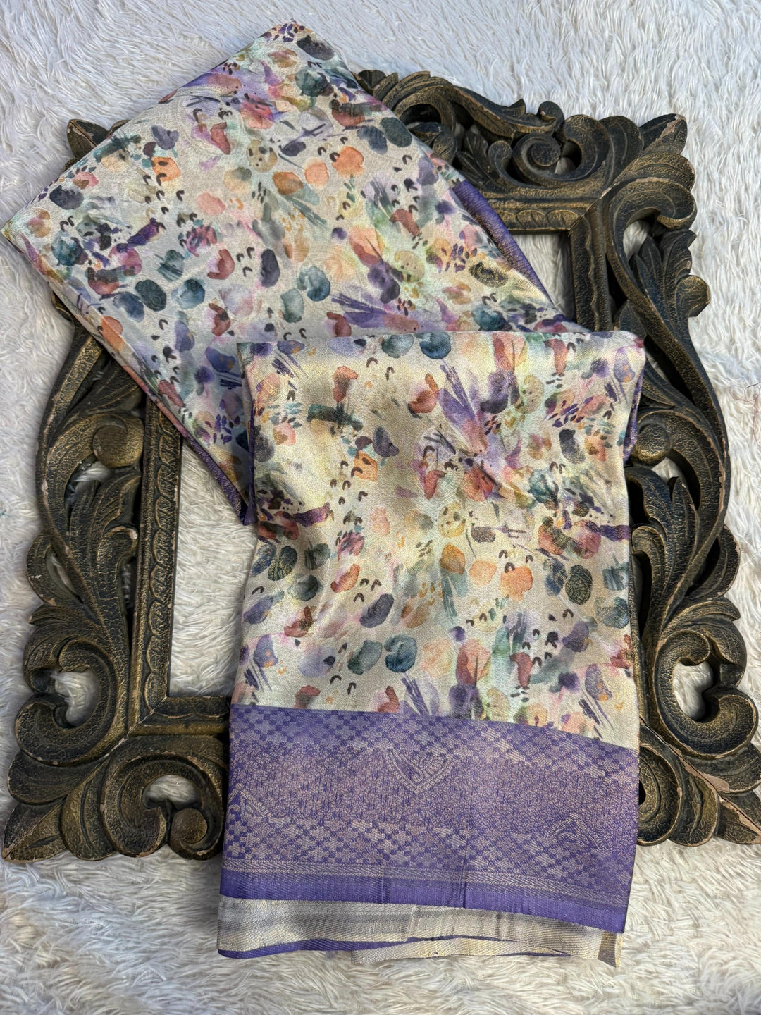 Trending Softsilk Jacquard Unique Banarasi Saree