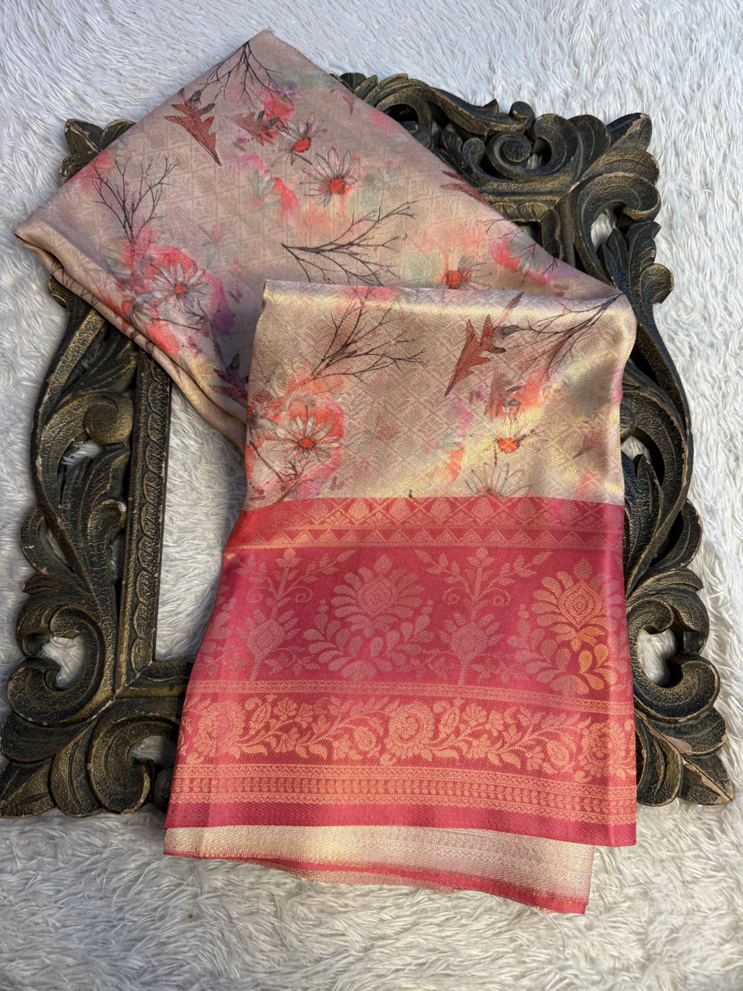 Trending Softsilk Jacquard Unique Banarasi Saree