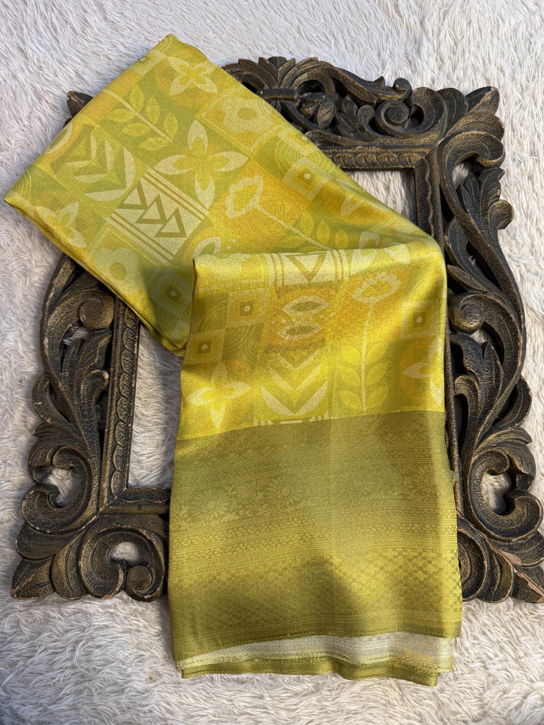 Latest Softsilk Exclusive Banarasi Saree