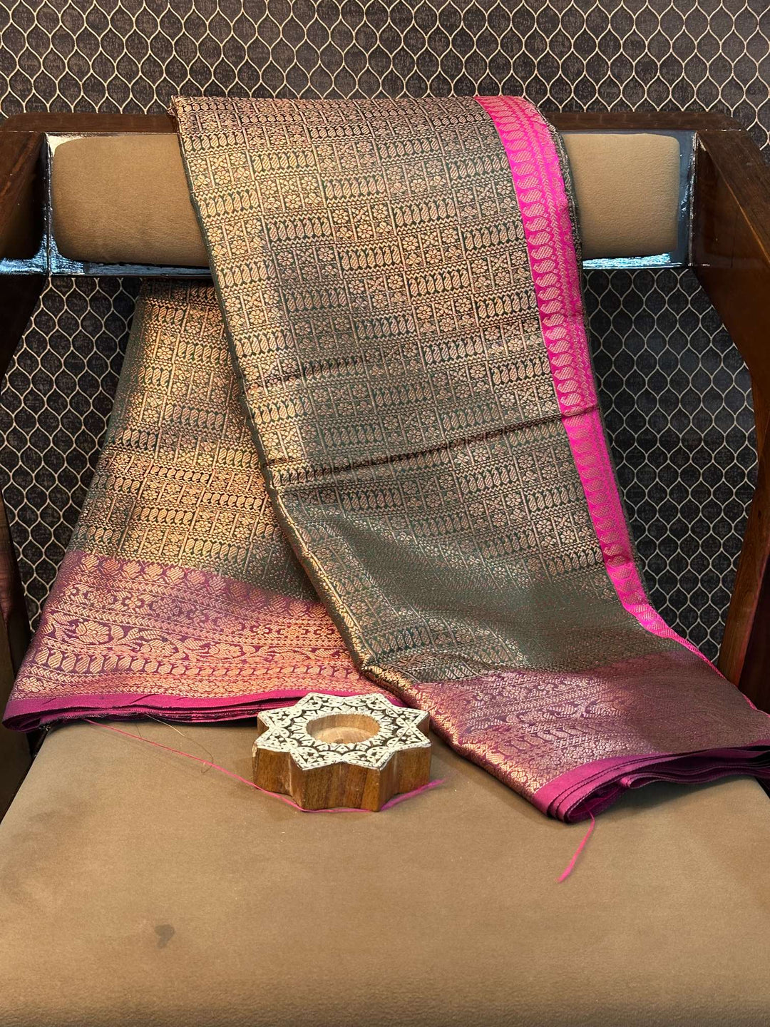 Eccentric zari weave Softsilk Heritage Banarasi saree