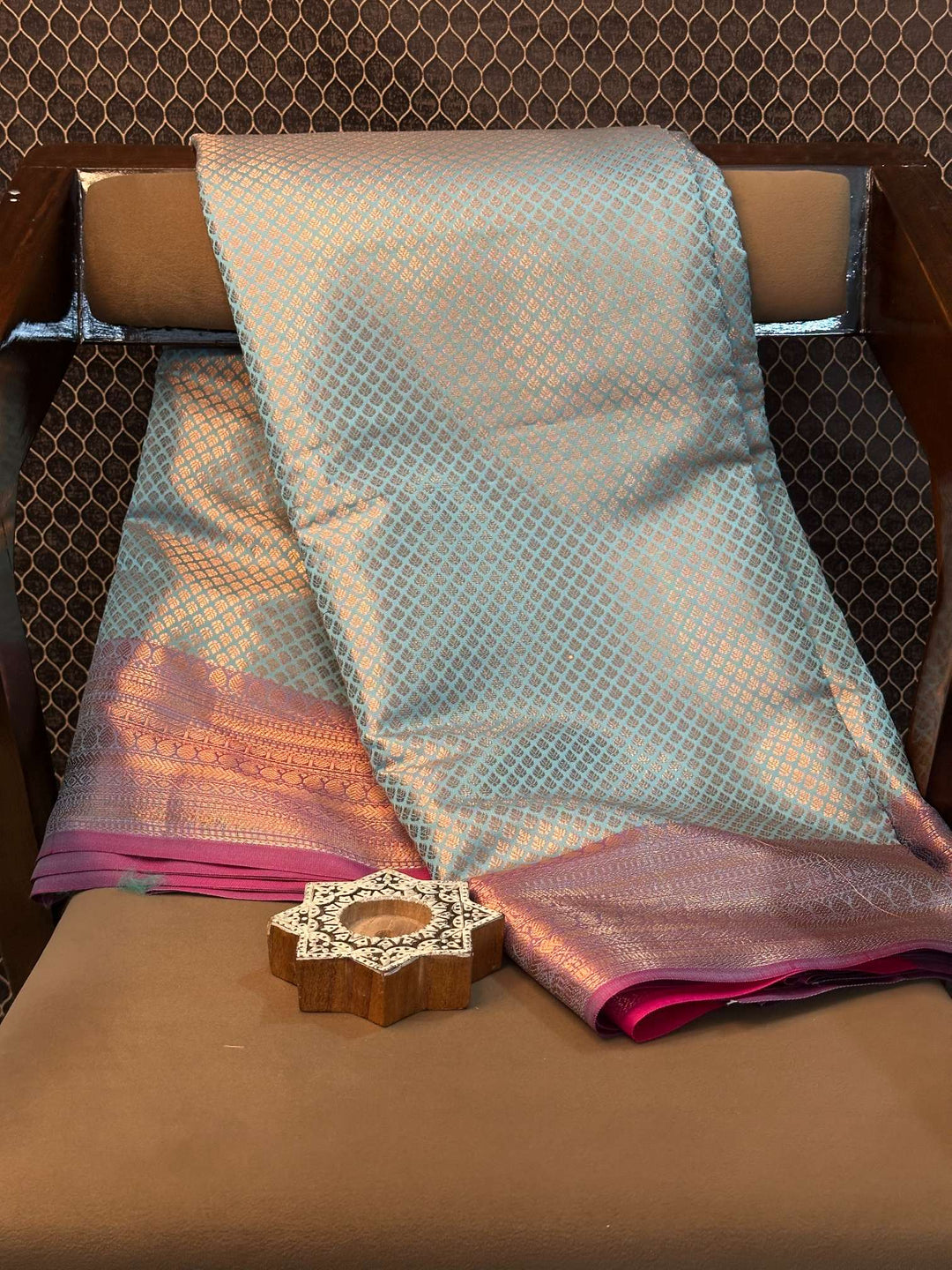 Eccentric zari weave Softsilk  Banarasi saree