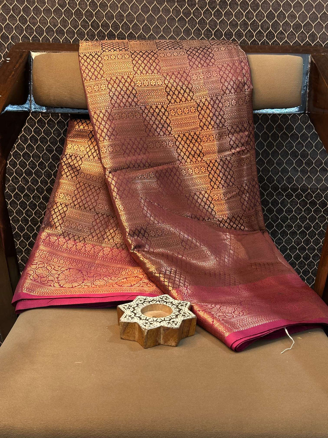 Eccentric zari weave Softsilk  Banarasi saree