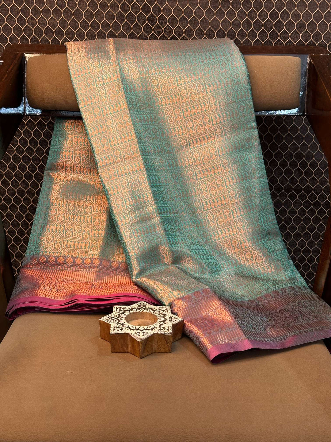 Eccentric zari weave Softsilk  Banarasi saree
