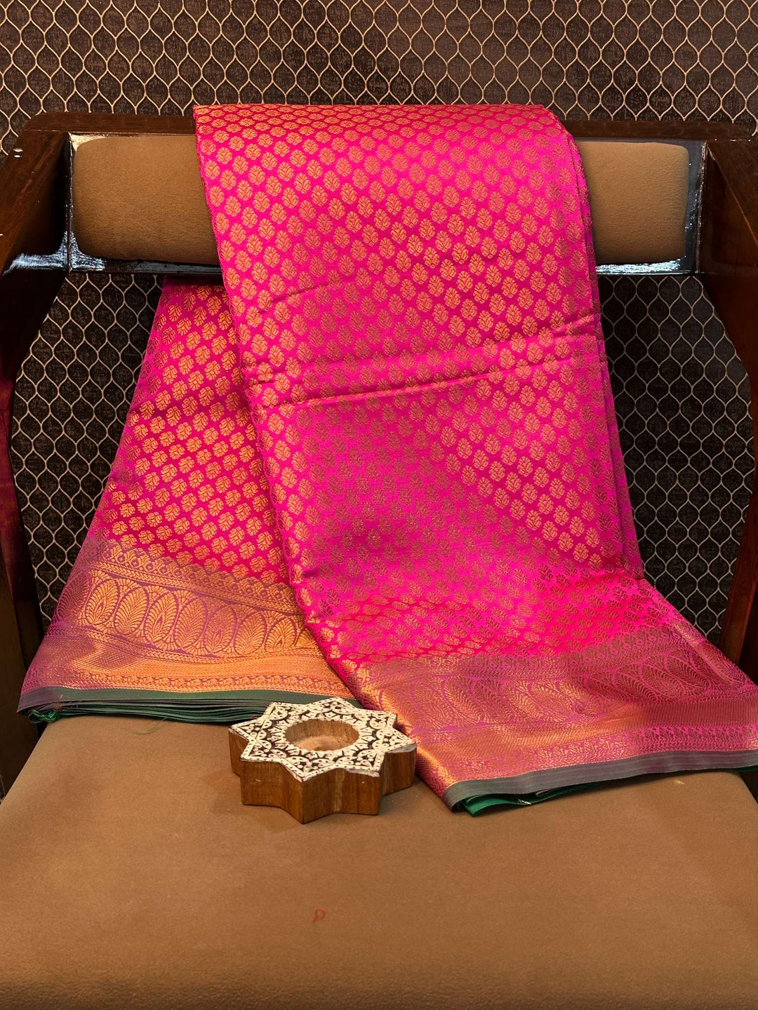 Eccentric zari weave Softsilk Heritage Banarasi saree