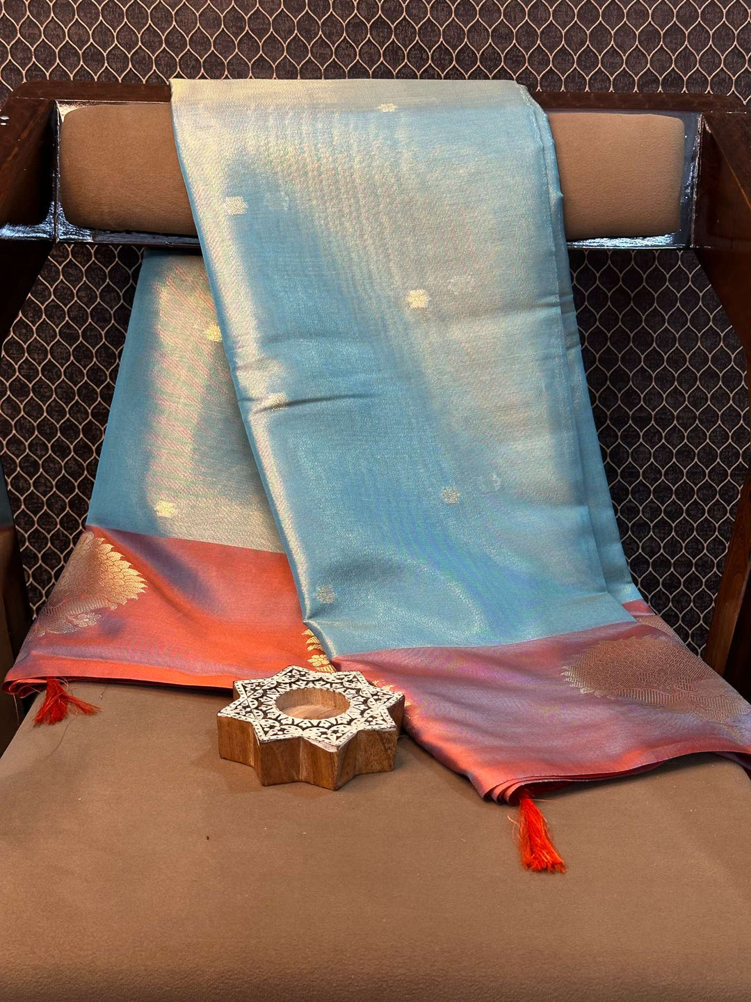 Eccentric zari weave Softsilk Banarasi saree