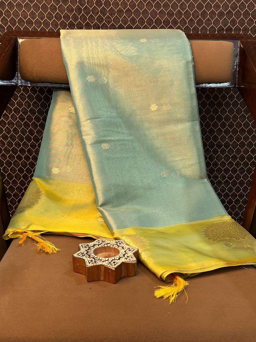 Eccentric zari weave Softsilk Banarasi saree